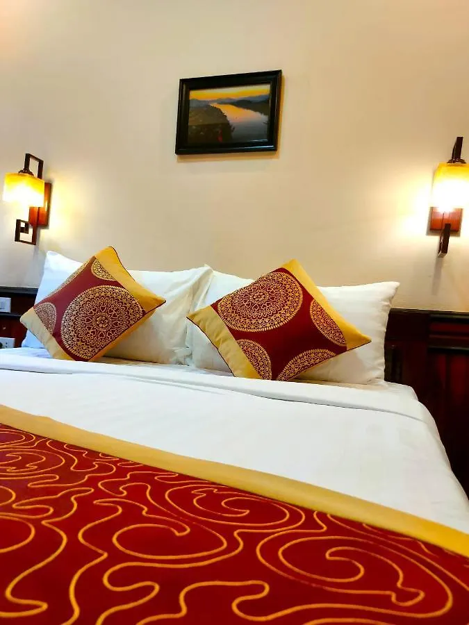 Lotus Corner - Heritage B&B Luang Prabang Bed & Breakfast