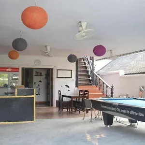 Lpq Backpackers Luang Prabang